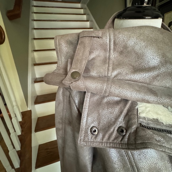 Via Spiga Metallic Moto Vegan Fur-lined Jacket Sz L - Picture 6 of 9